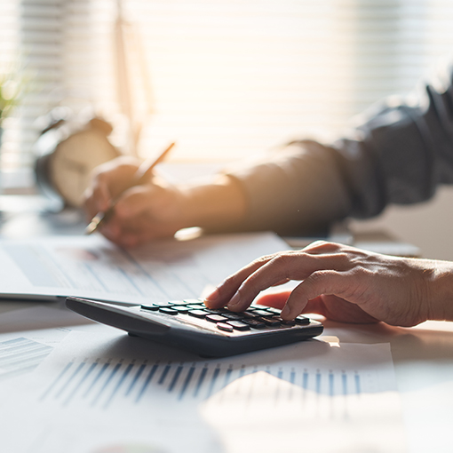 Calculating and planning financial decisions